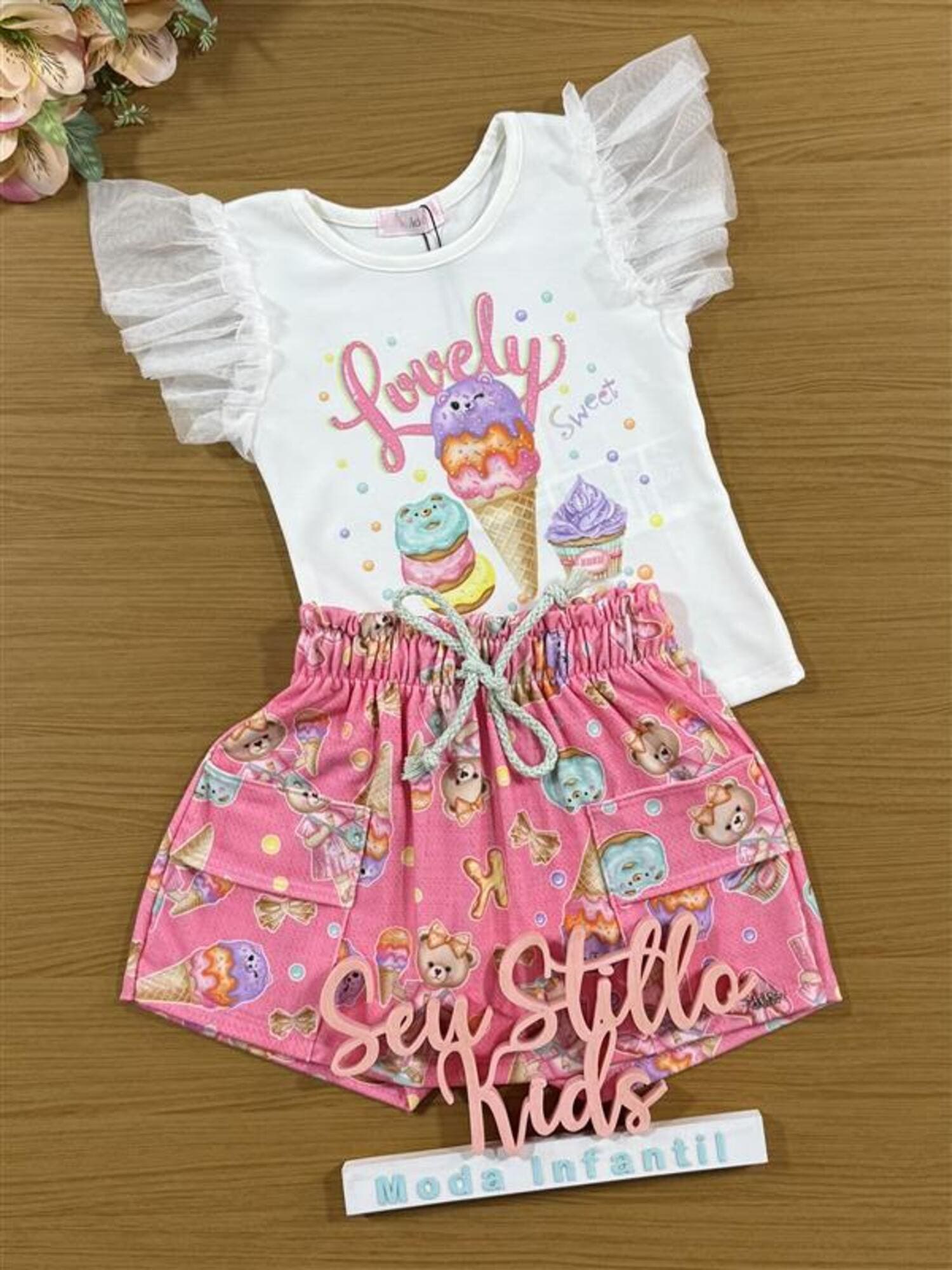 Conjunto Infantil Kukiê Inverno com Shorts Saia Rosa e Blusa Branca Sorvetinho