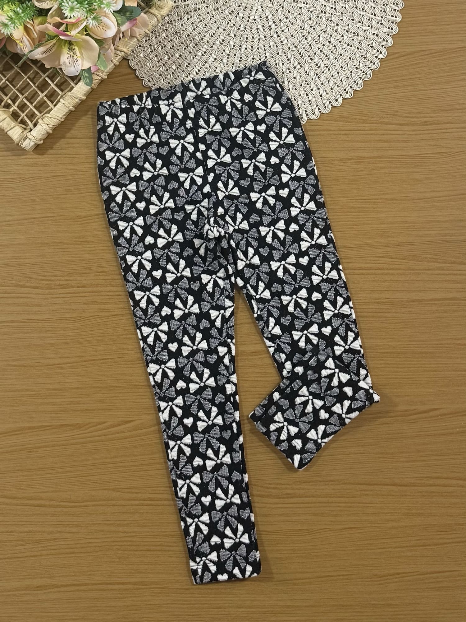 Conjunto Infantil Momi Inverno com Calça e Moletom sem Flanela Preto Lacinho