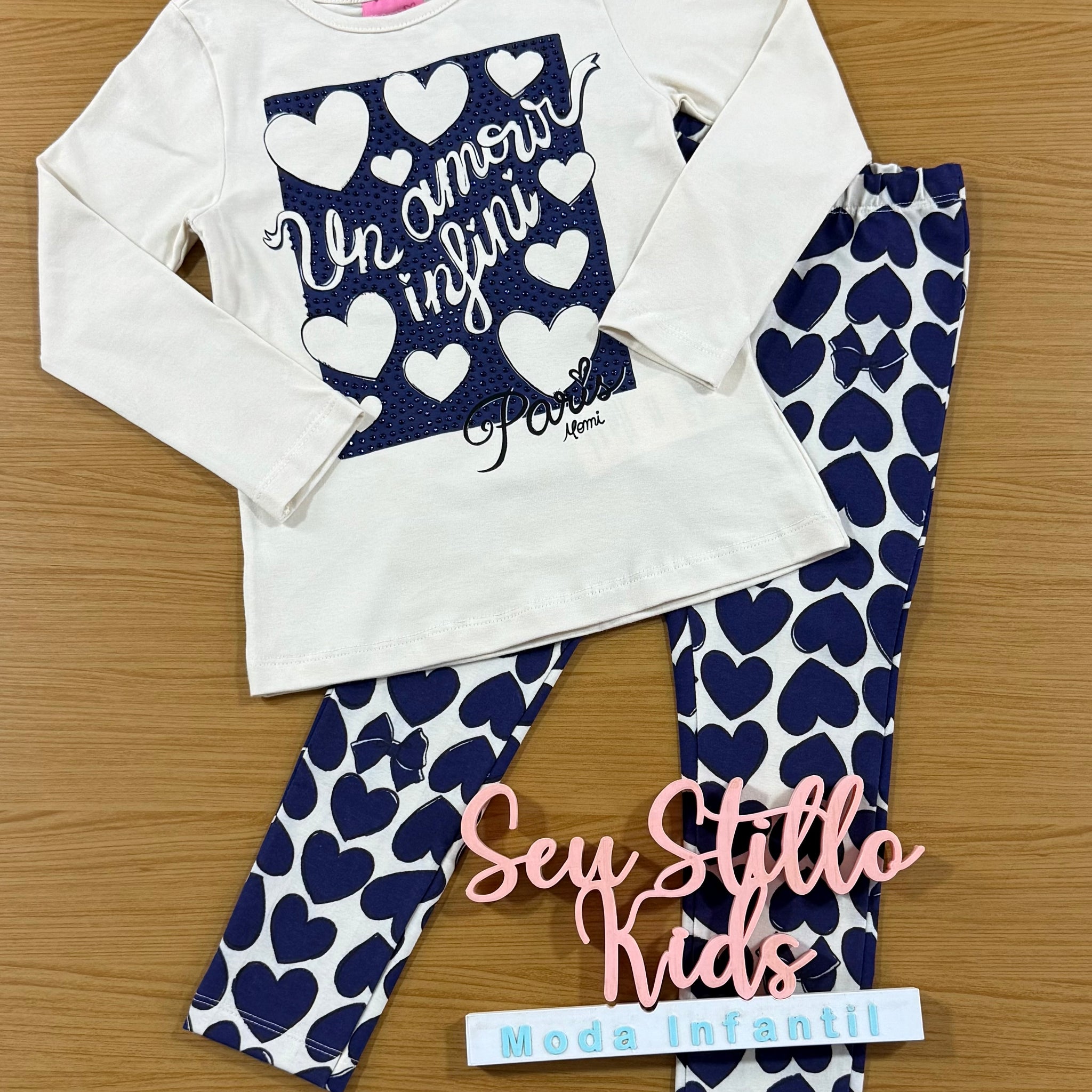 Conjunto Infantil Momi Inverno com Calça e Blusa Bege Corações