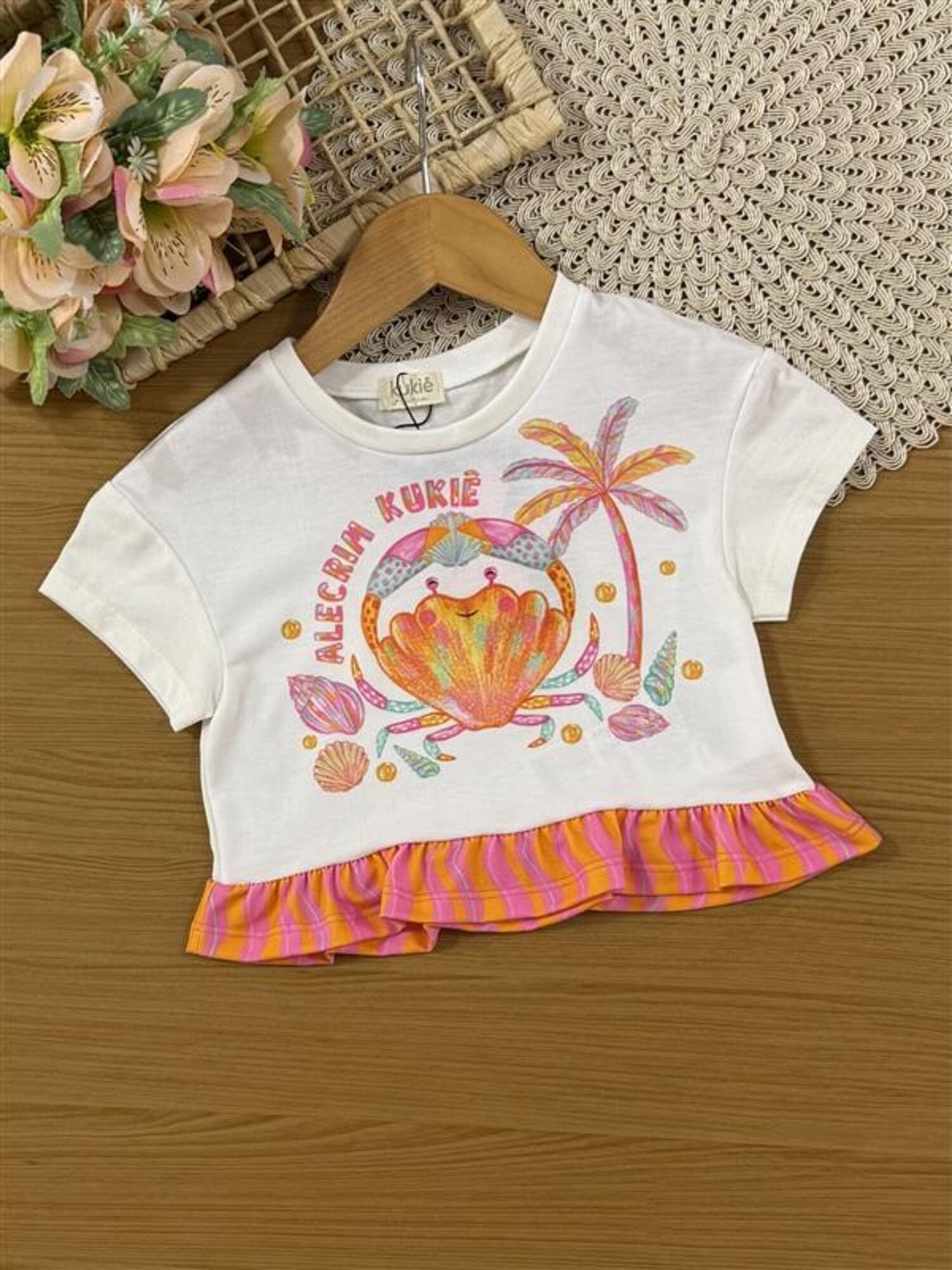 Conjunto Infantil Kukiê Verão com Shorts Laranja e Blusa Branca Siri