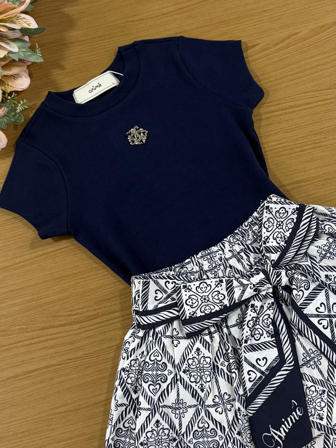 Conjunto Infantil Animê Inverno Saia com Shorts Embutido Estampado e Blusa Manga Curta Azul