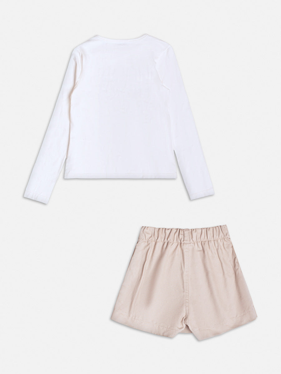 Conjunto Infantil Momi Inverno com Shorts Saia Bege e Blusa Manga Longa Branca Dream