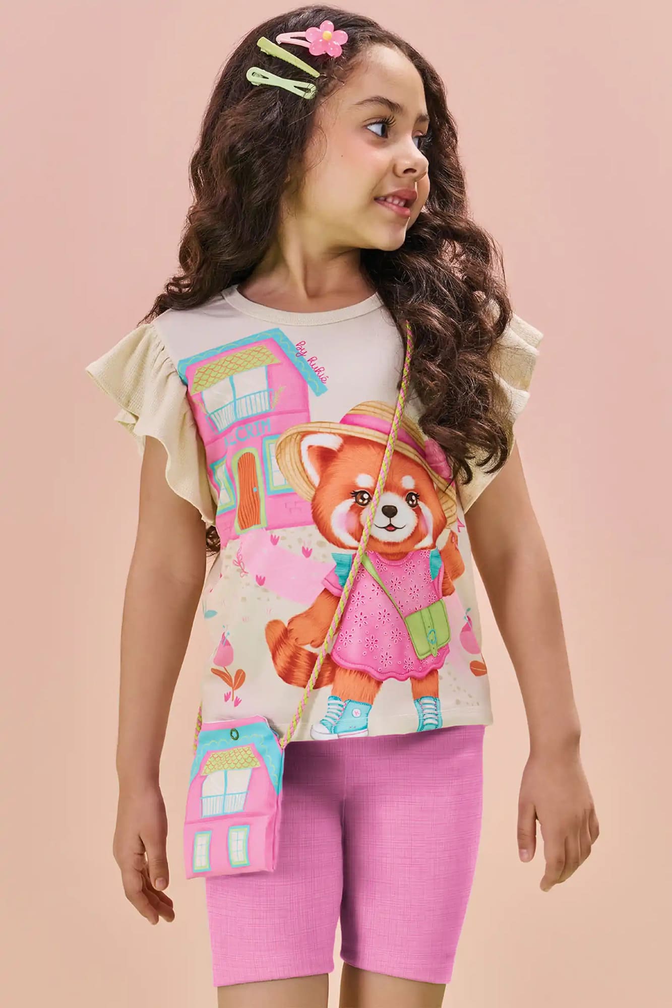 Conjunto Infantil Kukiê Verão com Shorts Rosa Ciclista e Blusa Bege Panda Vermelho com Bolsinha