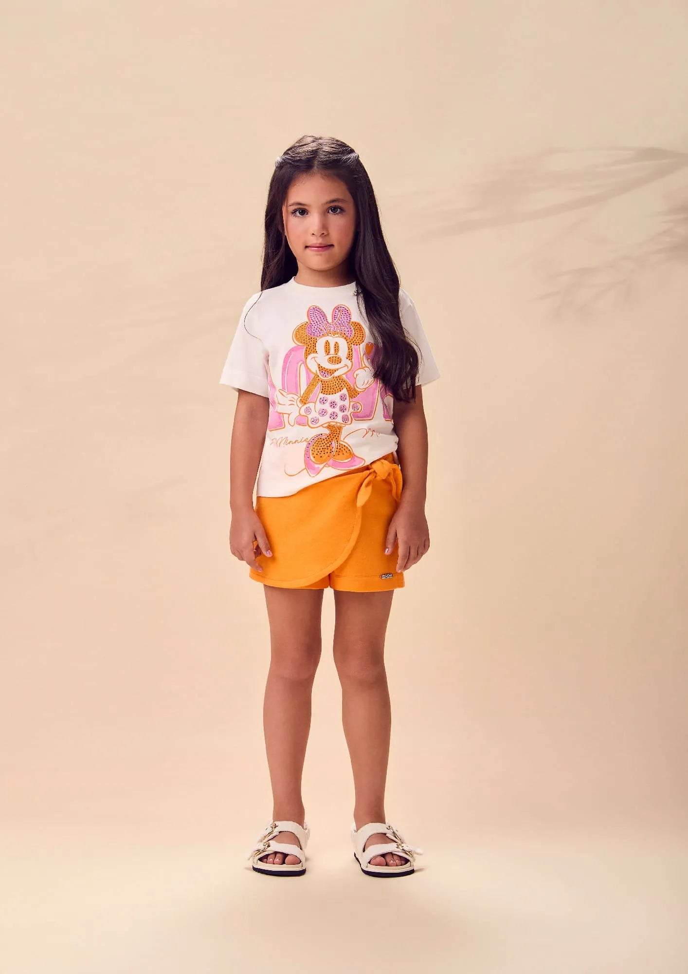 Conjunto Infantil Menina Animê com Shorts Laranja e Blusa Branca Minnie Strass Love Disney