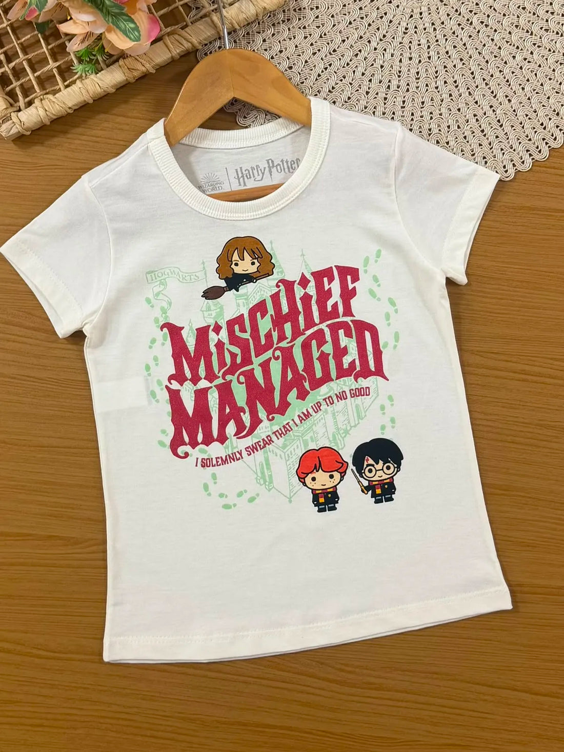 Pijama Infantil Menina Veggi com Shorts Vermelho e Blusa Harry Potter