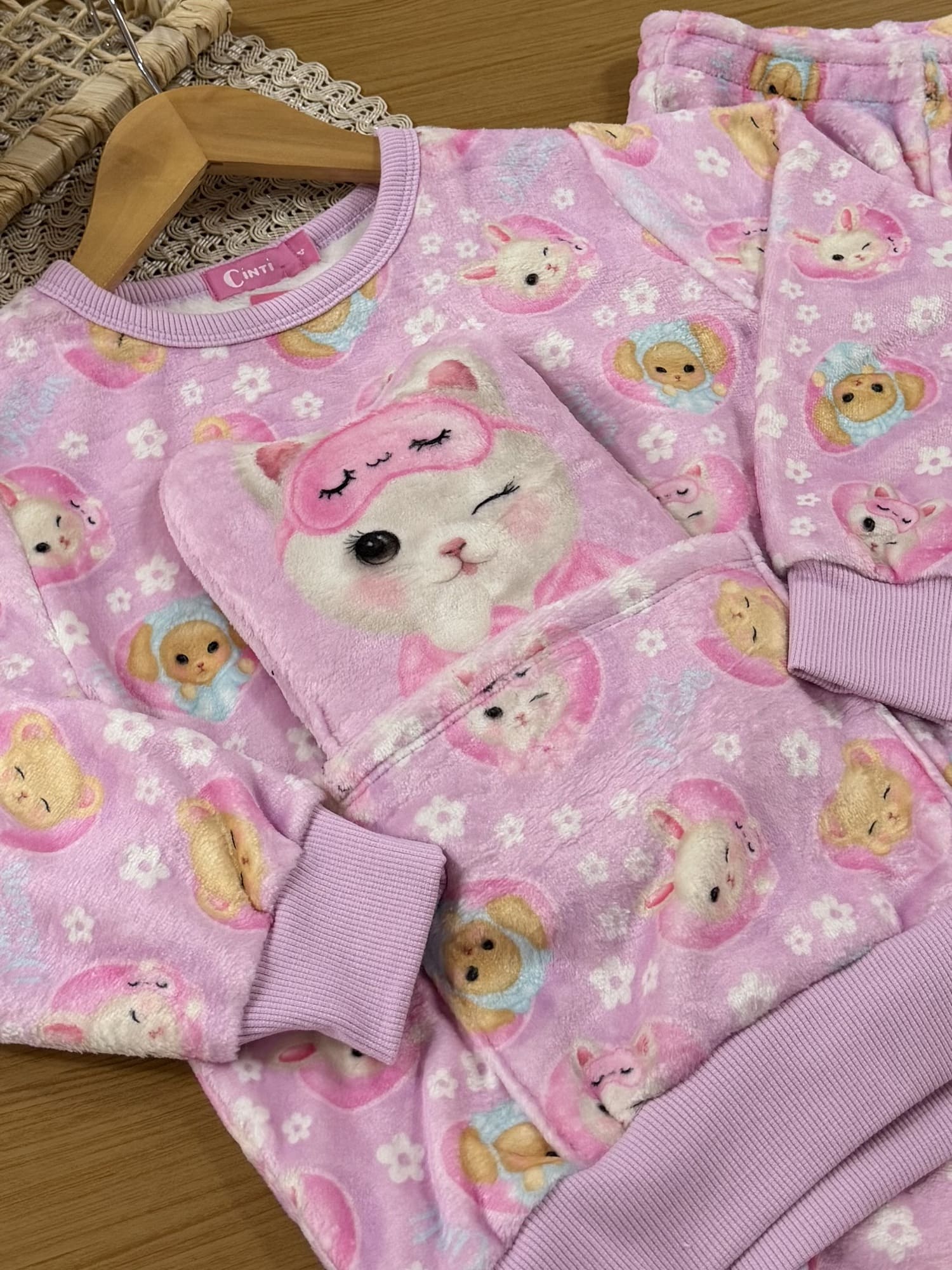 Pijama Infantil Cinti Inverno com Calça e Casaco Rosa Bichinhos