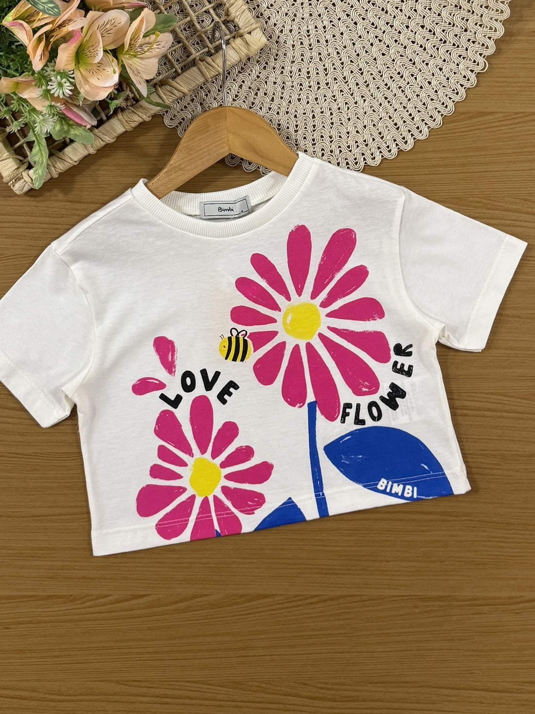 Conjunto Infantil Bimbi Verão com Shorts Azul e Blusa Branca Love Flower