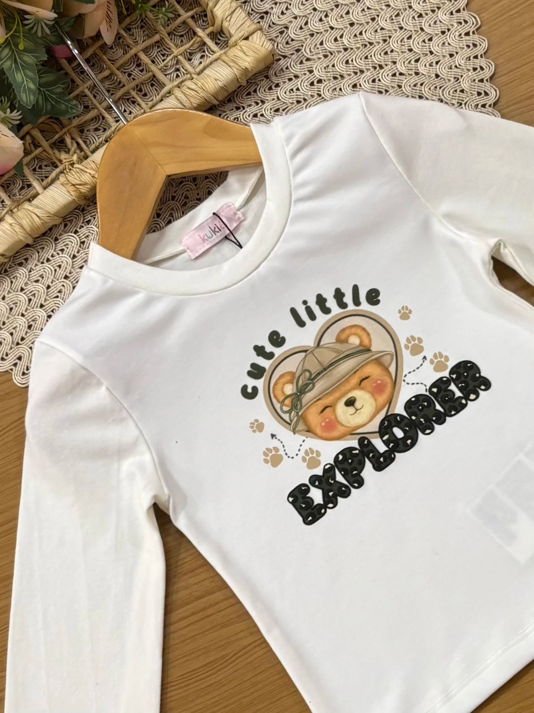 Conjunto Infantil Kukiê Inverno com Shorts Verde e Blusa Manga Longa Ursinha Explorer