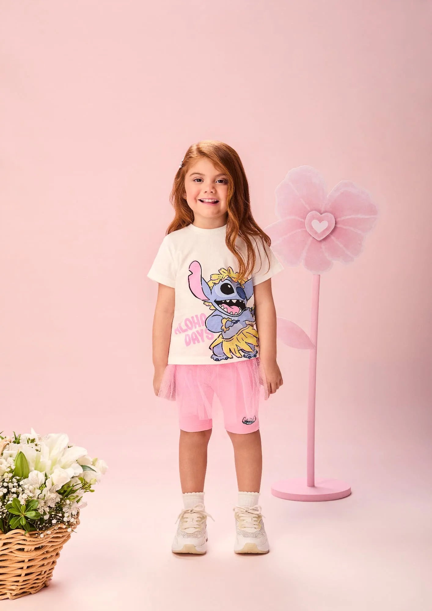 Conjunto Infantil Menina Momi Shorts Ciclista Rosa com Tule e Blusa Branca Lilo e Stitch Disney