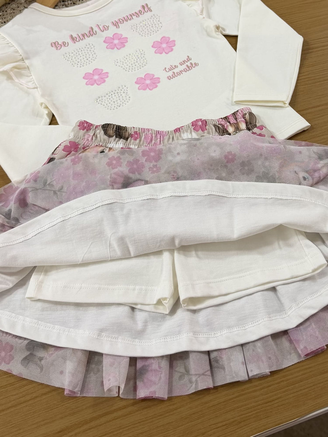 Conjunto Infantil Cinti Inverno com Saia em Tule e Blusa Manga Longa Florzinha Strass