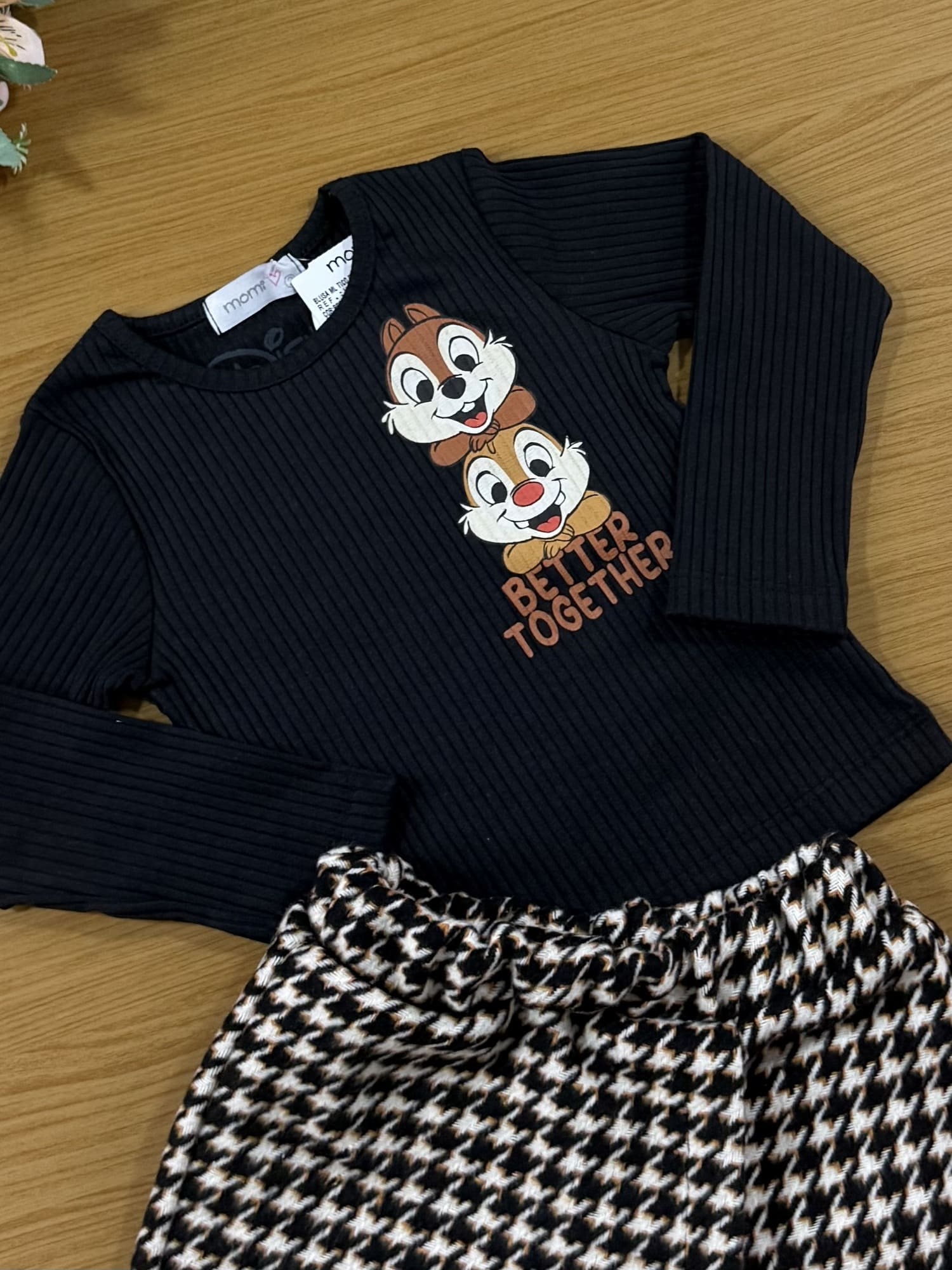 Conjunto Infantil Momi Inverno com Short e Blusa Manga Longa Preta Tico e Teco Disney