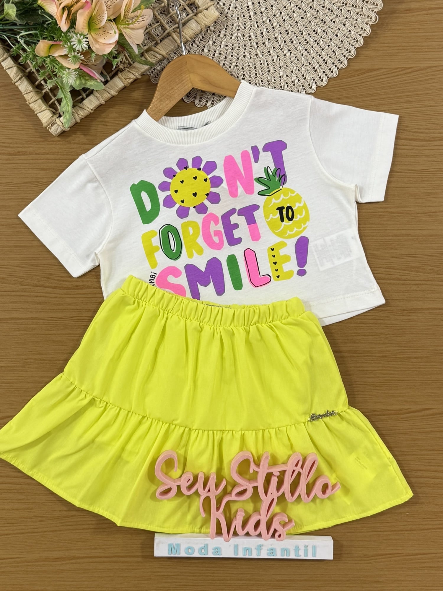 Conjunto Infantil Bimbi Verão com Saia Verde e Blusa Branca Smile