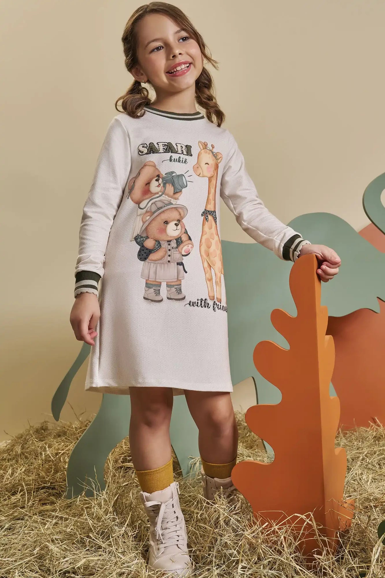 Vestido Infantil Kukiê Inverno Bege Claro Bichinhos Safari