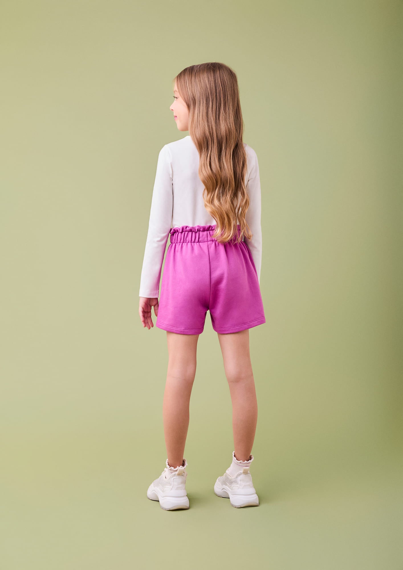 Conjunto Infantil Momi Inverno com Shorts Roxo e Blusa Manga Longa Branca Lacinho