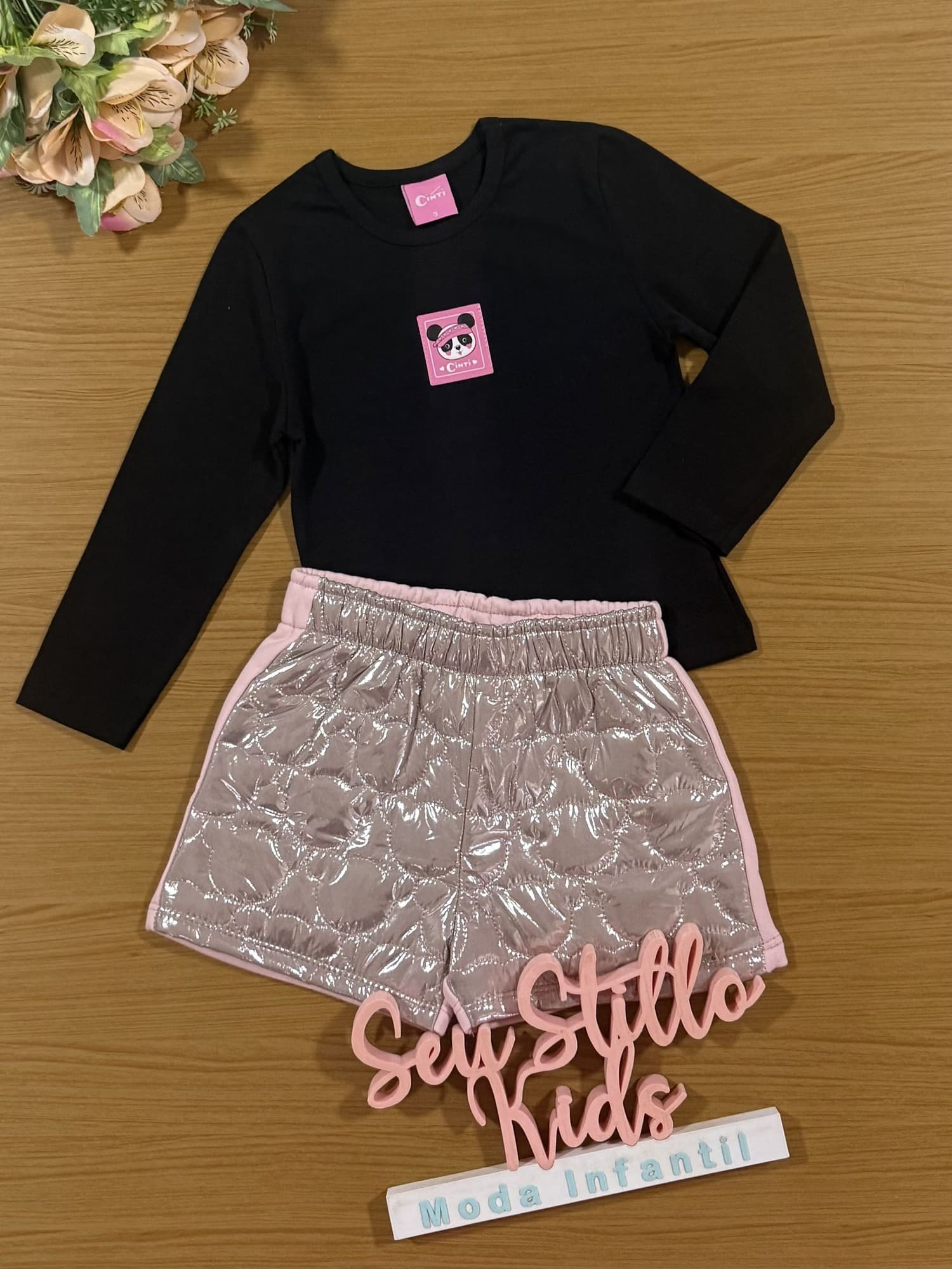 Conjunto Infantil Cinti Inverno com Shorts e Blusa Panda