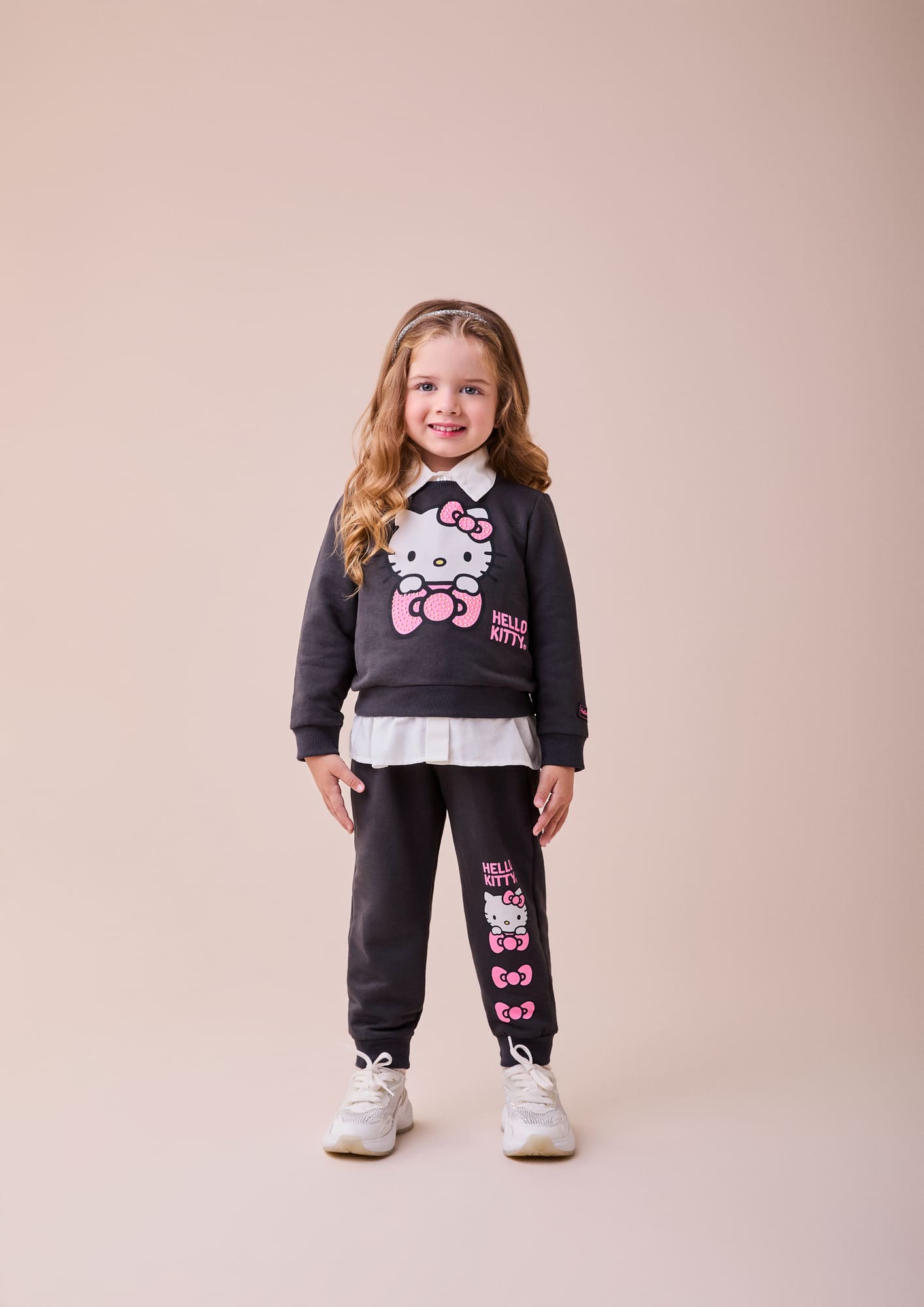 Conjunto Infantil Momi Inverno com Calça e Moletom sem Flanela Cinza Escuro Hello Kitty