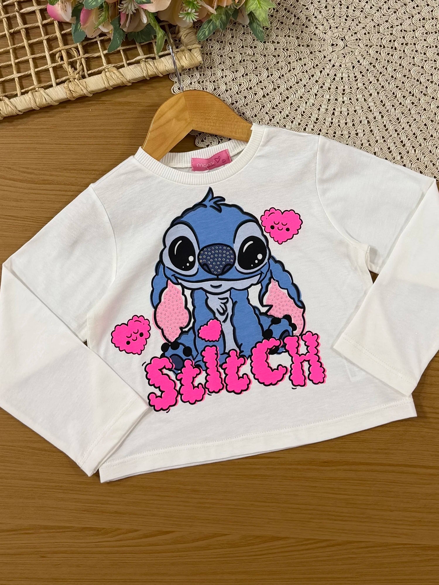 Conjunto Infantil Momi Inverno com Shorts Saia Azul e Blusa Manga Longa Stitch Corações Disney