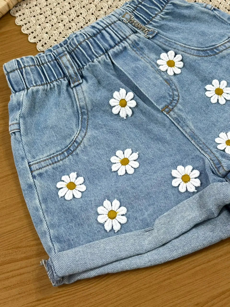 Shorts Jeans Infantil Menina Momi Florzinhas
