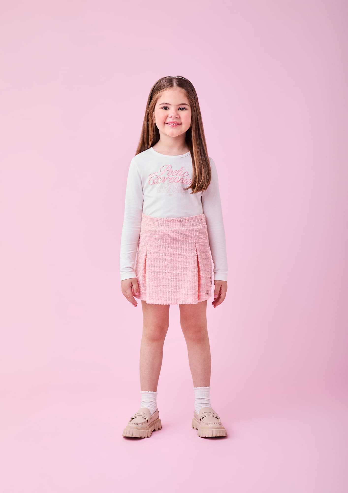 Conjunto Infantil Momi Inverno com Shorts Rosa e Blusa Manga Longa Branca com Strass