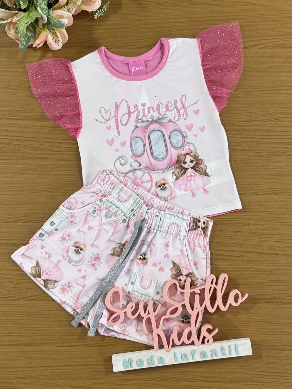 Conjunto Infantil Cinti Verão Shorts Rosa e Blusa Princesa
