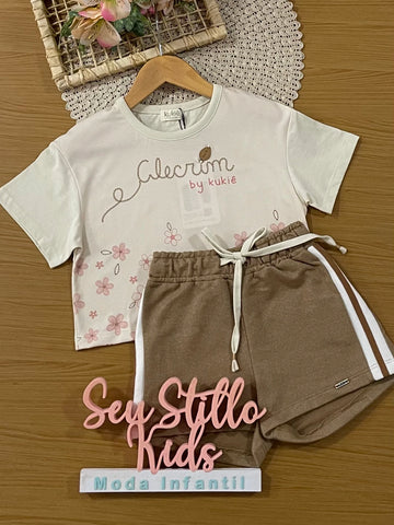 Conjunto Infantil Kukiê Inverno com Shorts Marrom e Blusa Manga Curta Alecrim