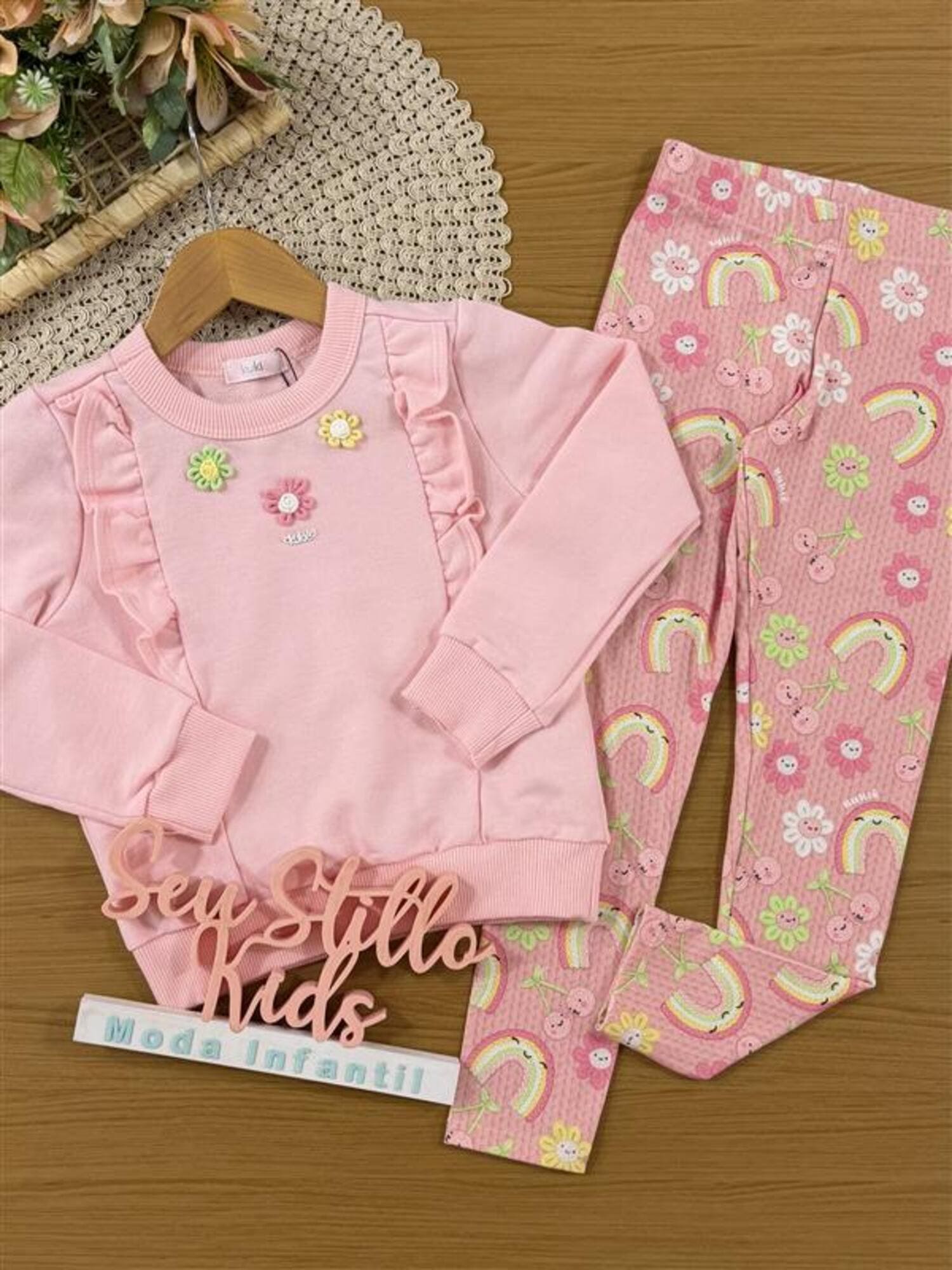 Conjunto Infantil Kukiê Inverno com Calça Legging e Moletom sem Flanela Rosa Florzinhas Coloridas