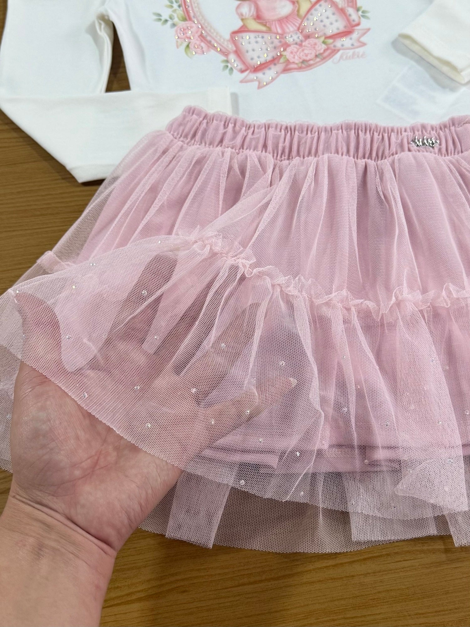 Conjunto Infantil Kukiê Inverno Saia em Tule Rosa e Blusa Branca Ursinha Princesa