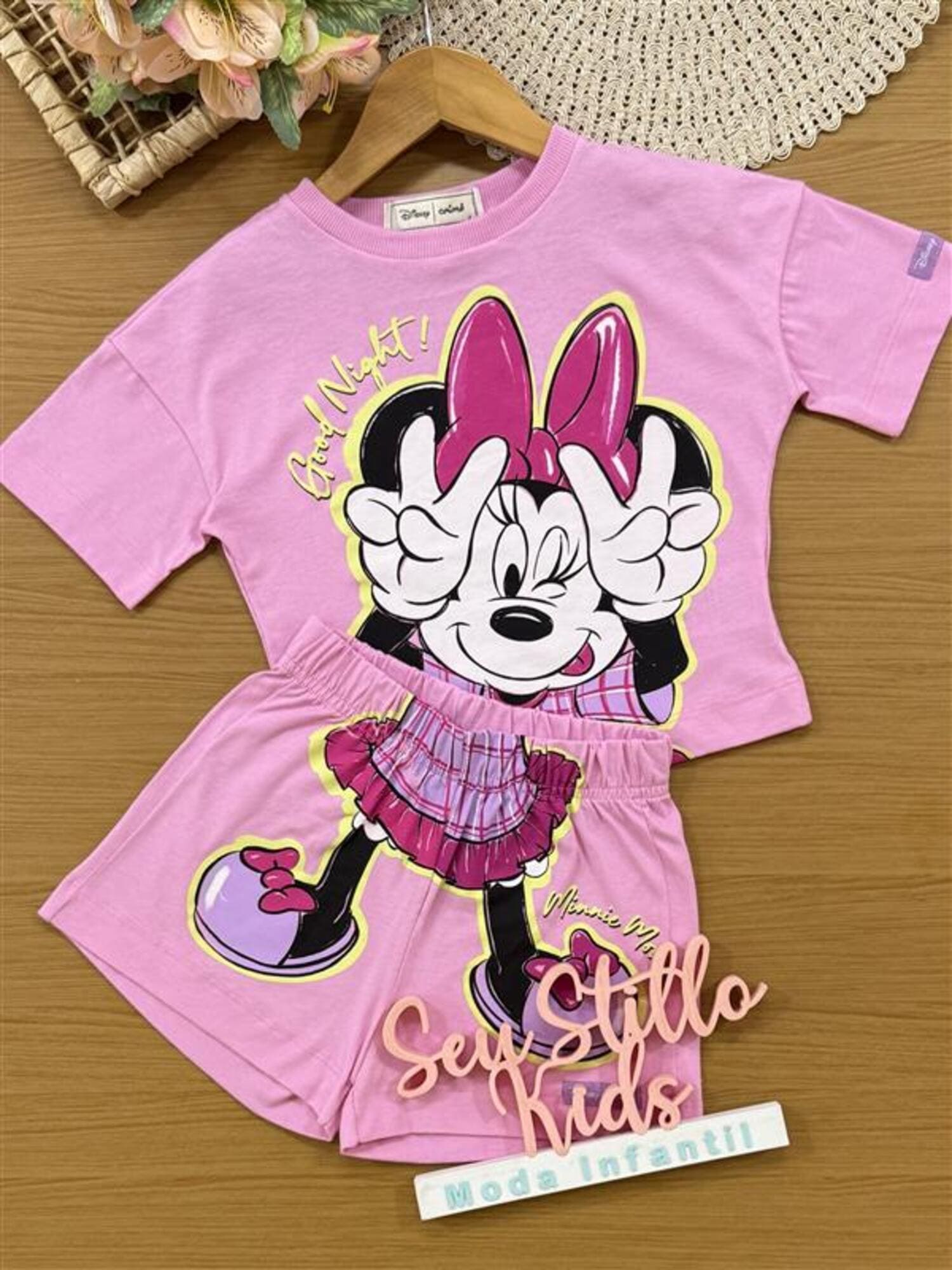 Pijama Infantil Animê Verão com Shorts e Blusa Rosa Minnie Disney