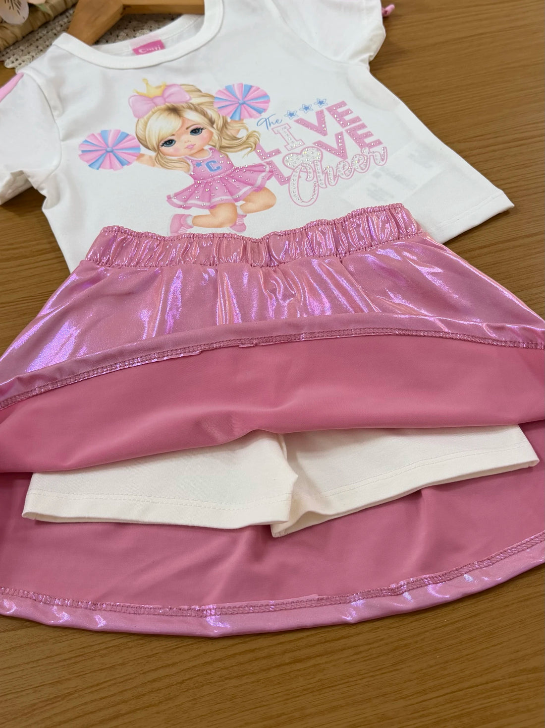 Conjunto Infantil Cinti Verão com Saia Rosa Holografica e Blusa Líder de Torcida