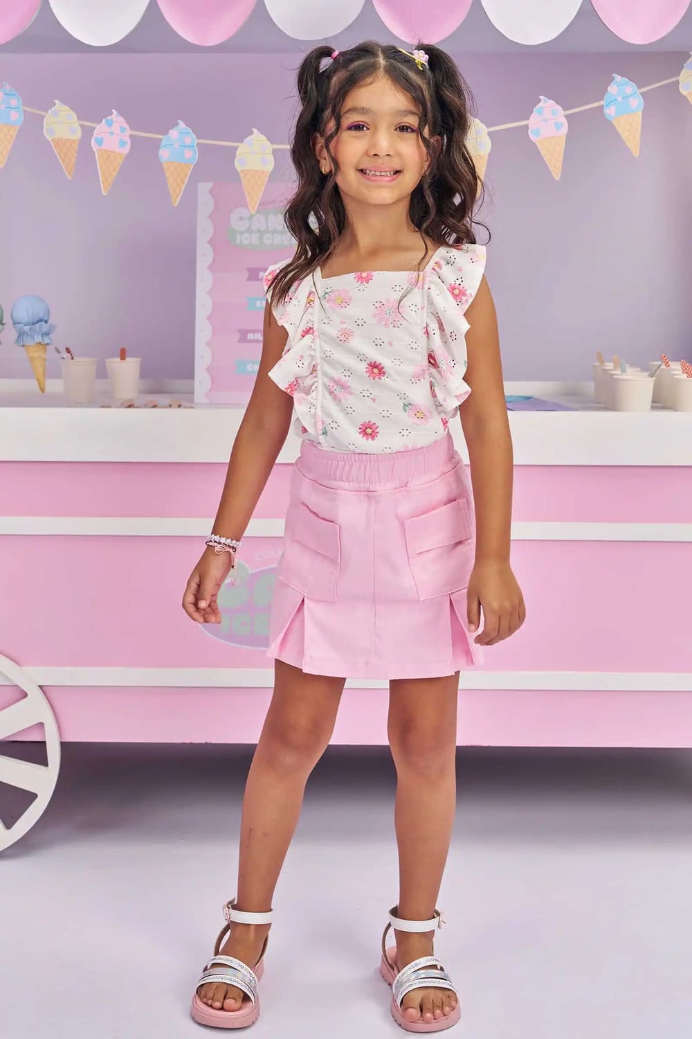 Conjunto Infantil Kukie Verão Shorts Saia Rosa e Blusa Boxy Flores
