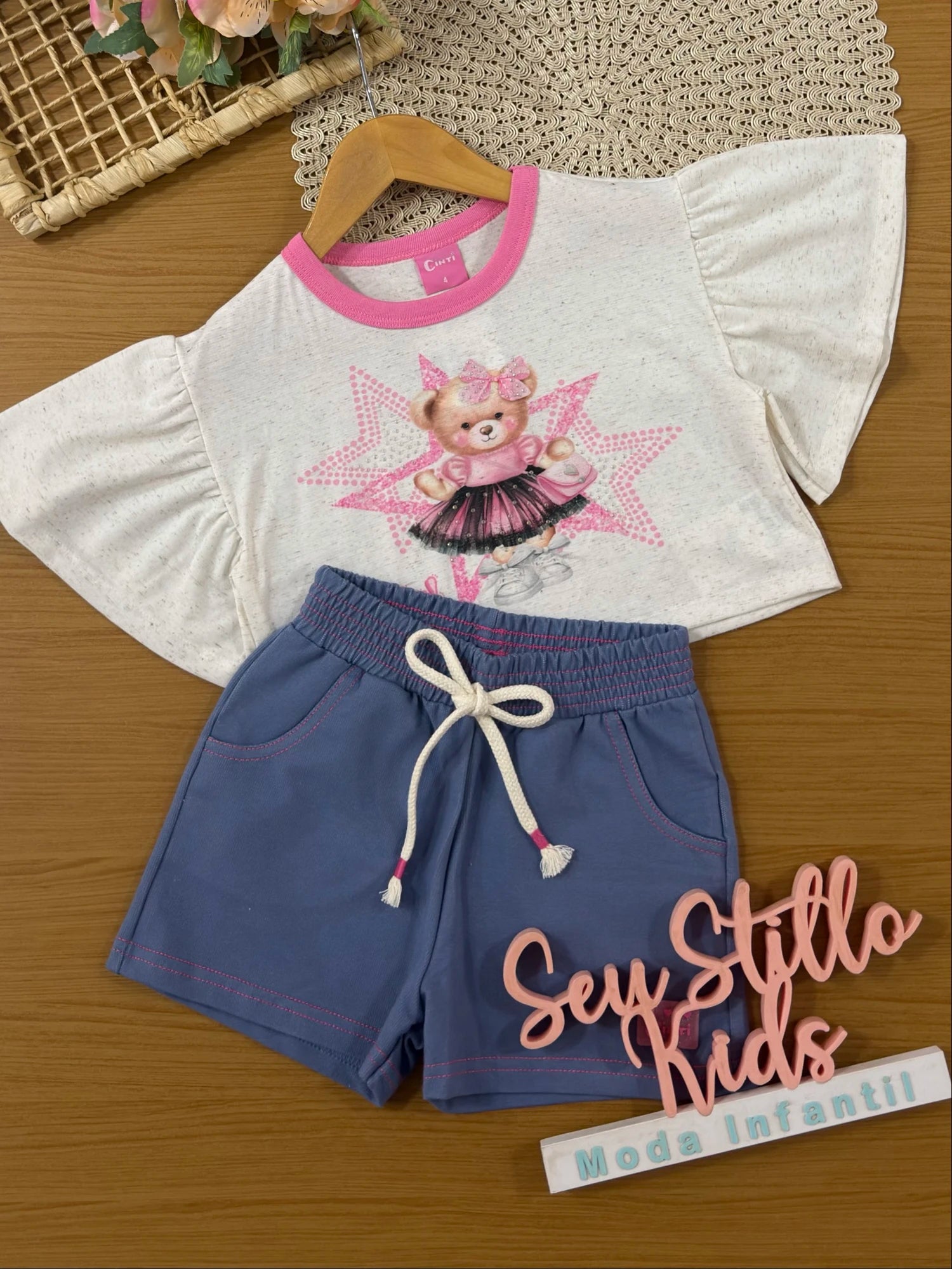 Conjunto Infantil Cinti Invernio com Shorts Azul e Blusa Manga Curta Ursinha Cute