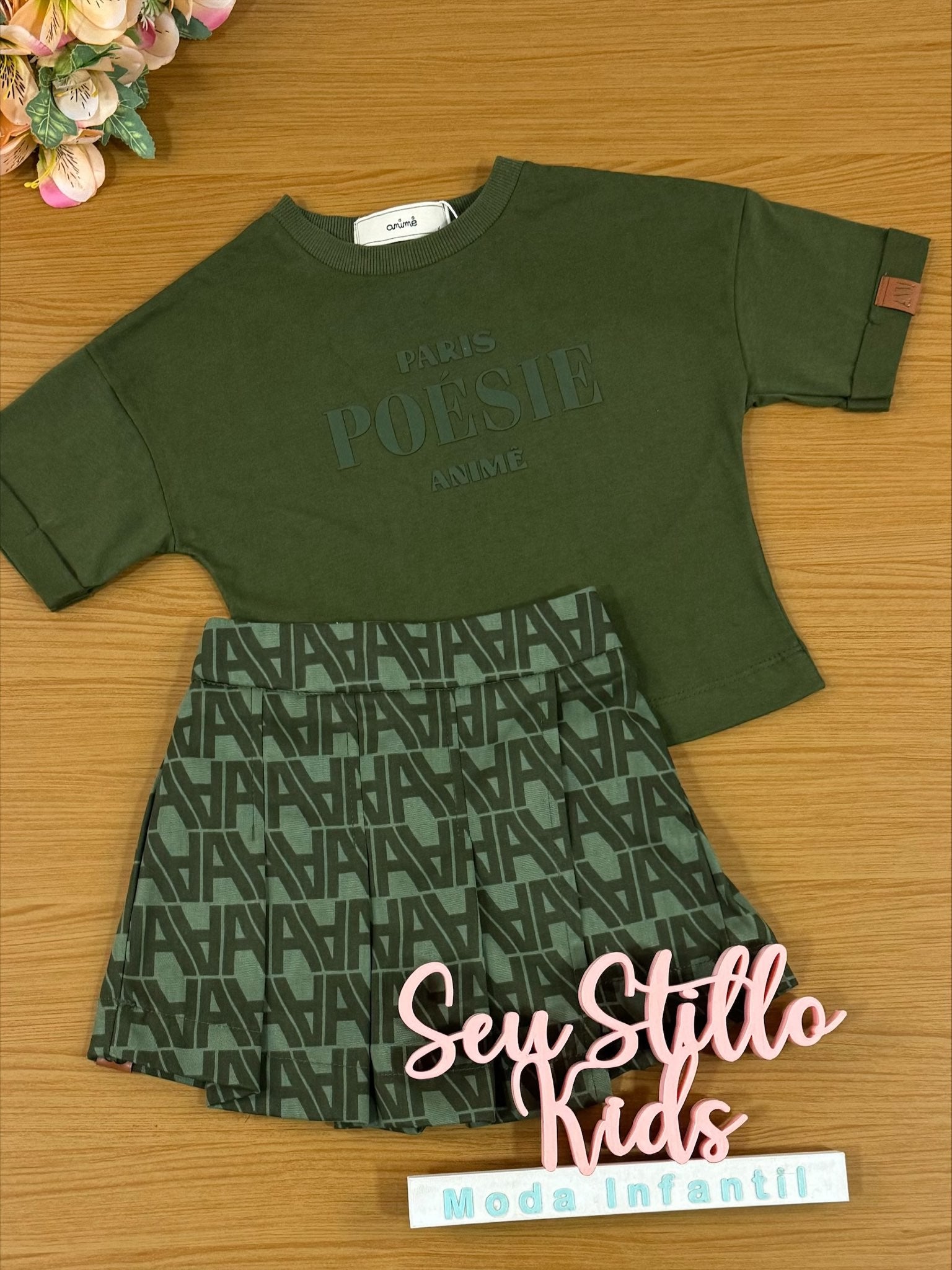 Conjunto Infantil Animê Inverno Shorts Saia e Blusa Verde Paris