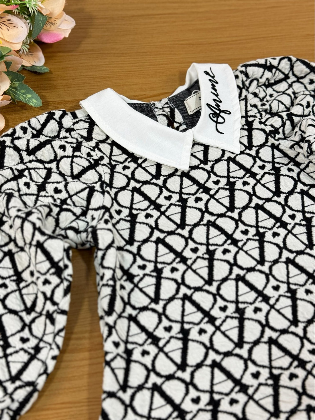 Vestido Infantil Animê Inverno Manga Longa Preto e Branco