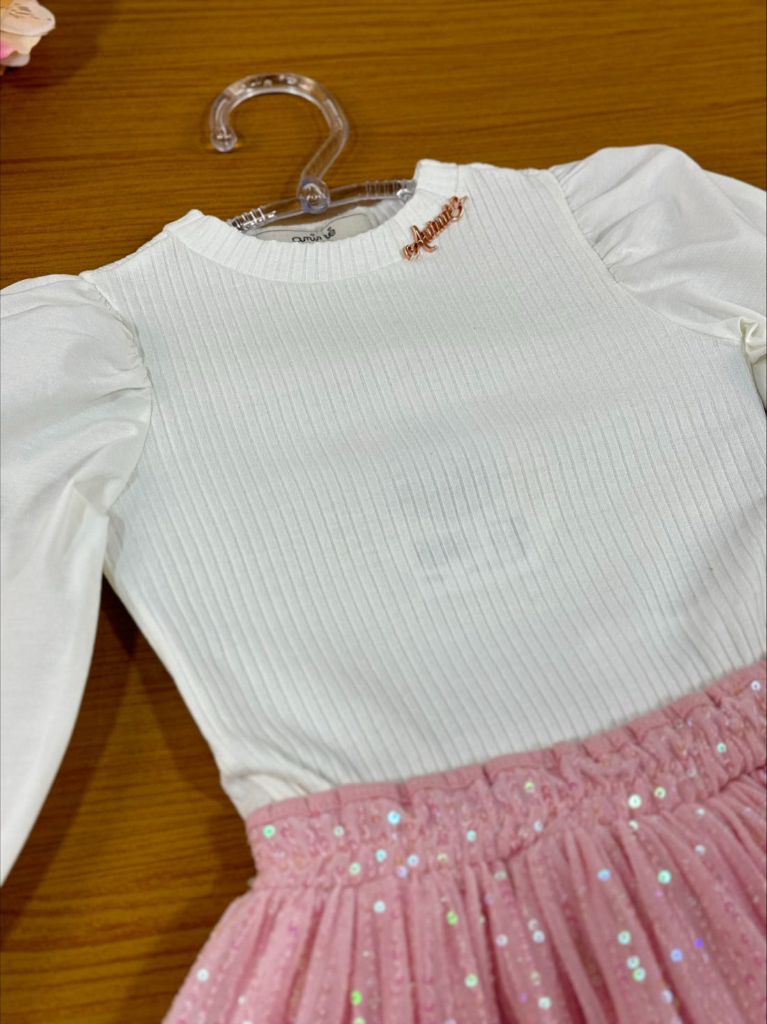 Conjunto Infantil Animê Inverno com Saia Rosa Paetê e Blusa